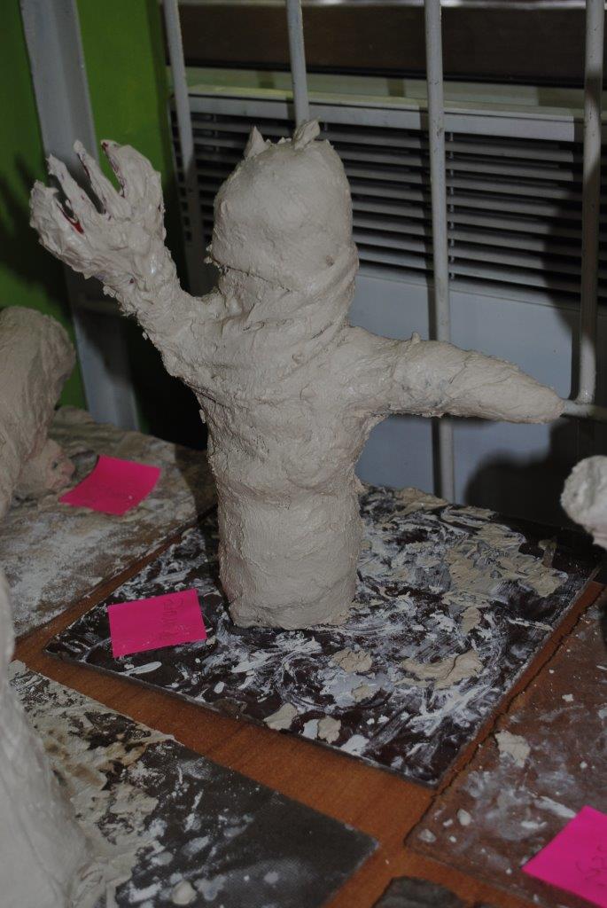 „Każdy może być rzeźbiarzem” – modelowanie gipsu