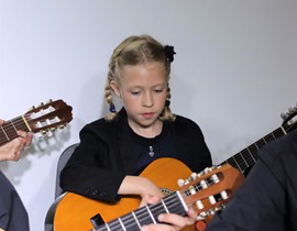 1 ŁÓDZKA ORKIESTRA GITAROWA Muzyka Filmowa 2022