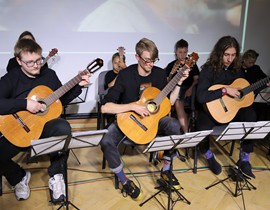 1 ŁÓDZKA ORKIESTRA GITAROWA Muzyka Filmowa 2022