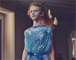 FASHION DEBIUT