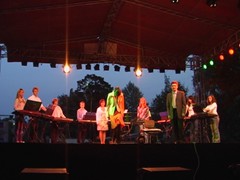 2006