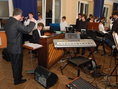 2010